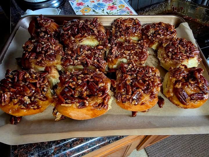 🍁 Sourdough Maple Pecan Sticky Buns